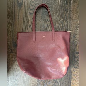 Cuyana zipper tote